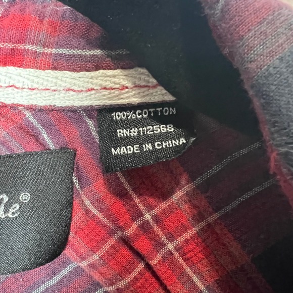 Miss Me Womens Plaid Flannel Shirt Red Navy Long Sleeve Button Up Size S - Picture 4 of 13